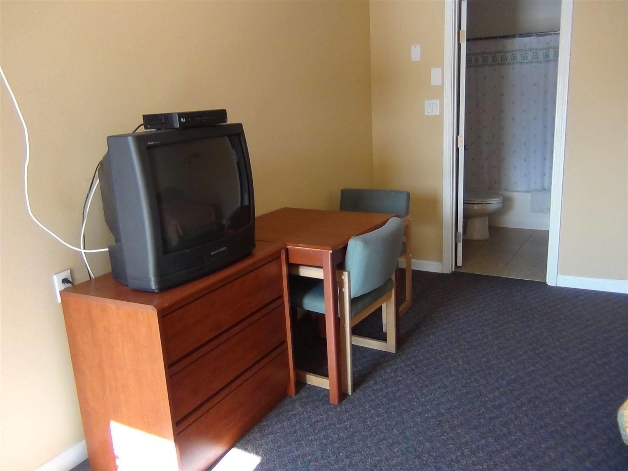 Desert Inn Motel Corona Eksteriør billede
